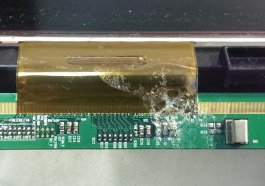 Коррозия планки матрицы Последствия попадания жидкости на экран